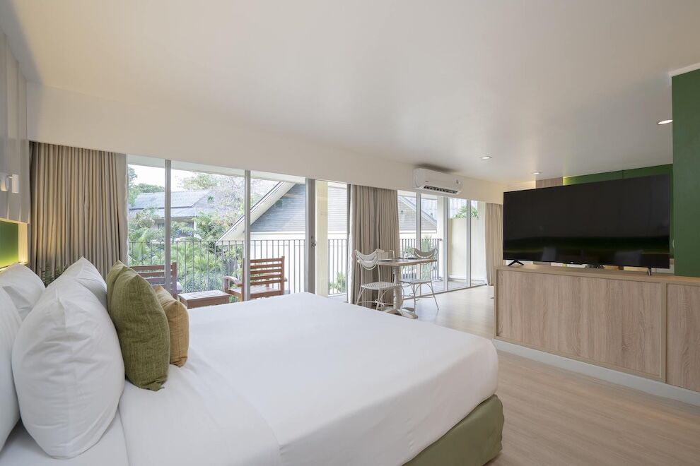 room photo