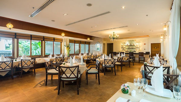 THE REEF MEDITERRANEAN RESTAURANT