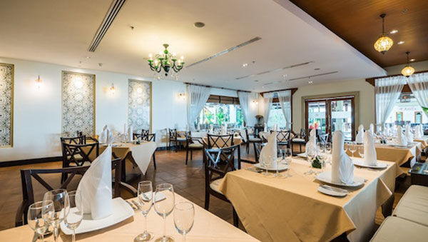 THE REEF MEDITERRANEAN RESTAURANT